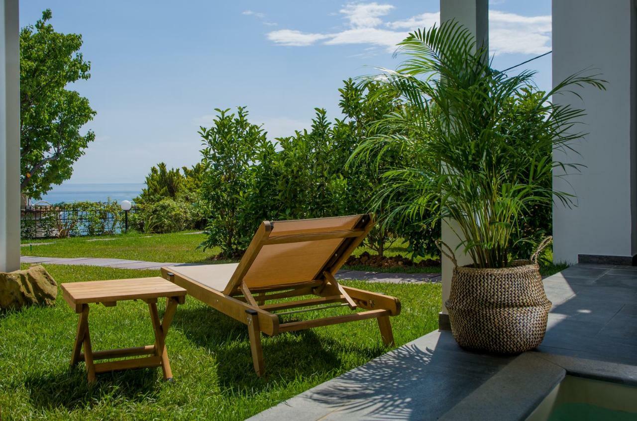 Thea Suites Potidea Неа-Потидеа Экстерьер фото
